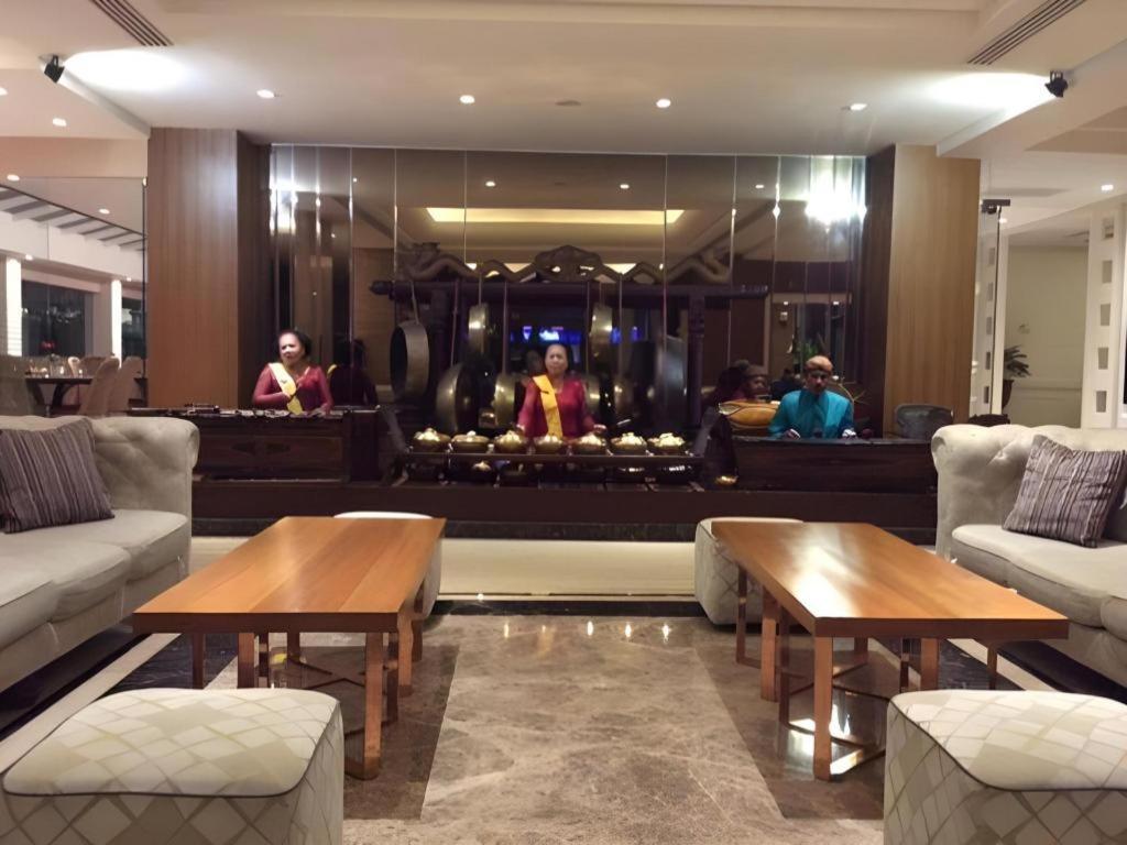Hotel Elmi 4*