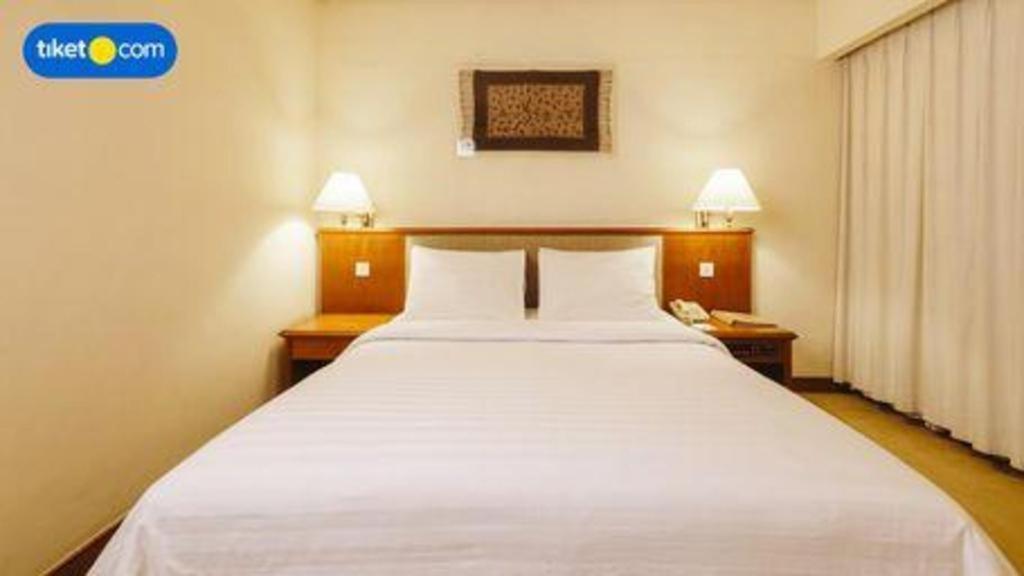 Hotel Elmi 4*