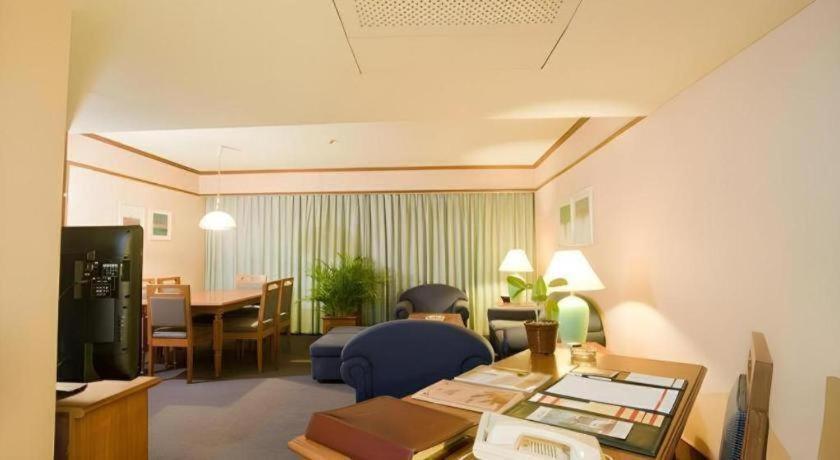 Hotel Elmi Surabaya