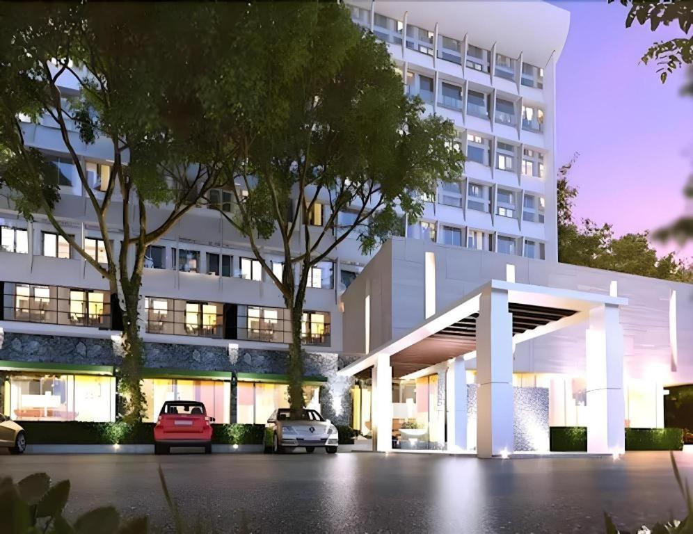 Hotel Elmi 4*